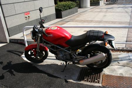 Bike 400cc DUCATI - 500,000 yens