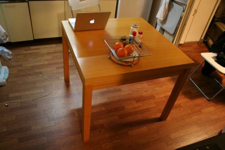Wood Square table - 85cm x 85 cm x 70 cm / 5000 yens